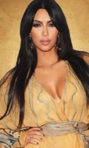 Cleopatra Kim Kardashian