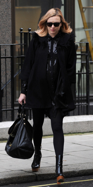 Miss Mode: Fearne Cotton arriving at the BBC Radio 1 studiosFeaturing: Fearne Cotton
Where: London, United Kingdom
When: 22 Nov 2012
Credit: WENN.com