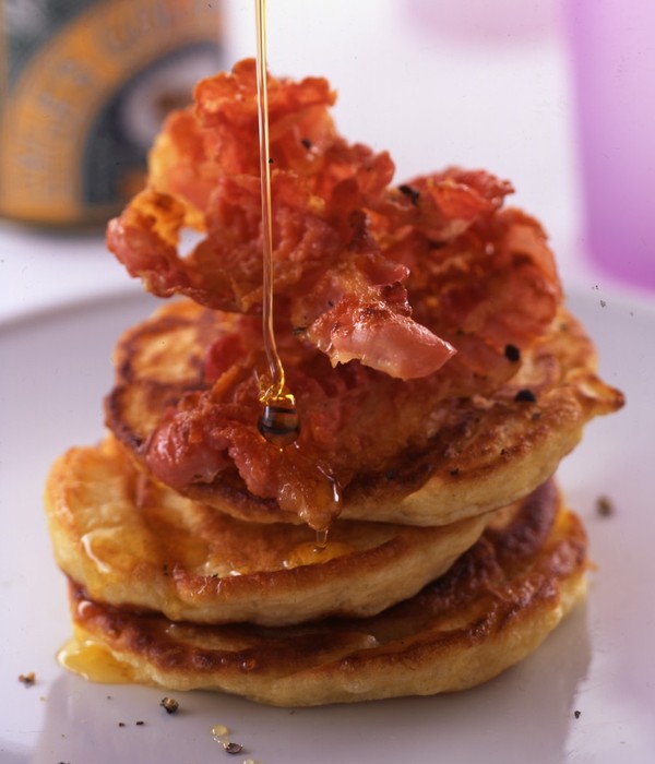 make Easy Pancakes Syrup. Crispy Bacon  to Breakfast syrup  to recipe make with and for pancakes how