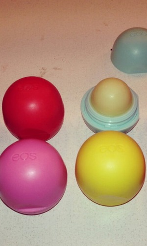 Kim Kardashian tweeted a picture of EOS Organic Smooth Sphere Lip Balms