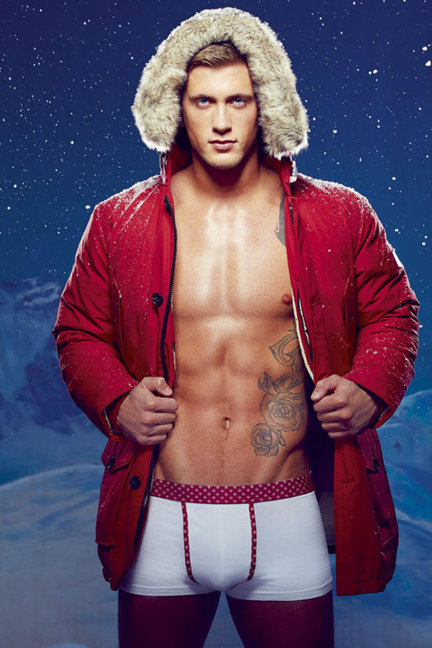 Towie S Dan Osborne Strips Off For Splash Pictures Lifestyle News