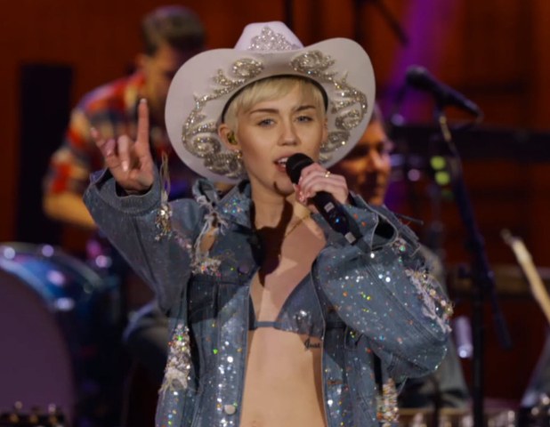 miley cyrus unplugged reveiw