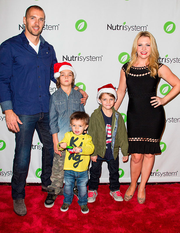 Melissa Joan Hart s Adorable Sons Steal The Show At Santa Con Premiere 
