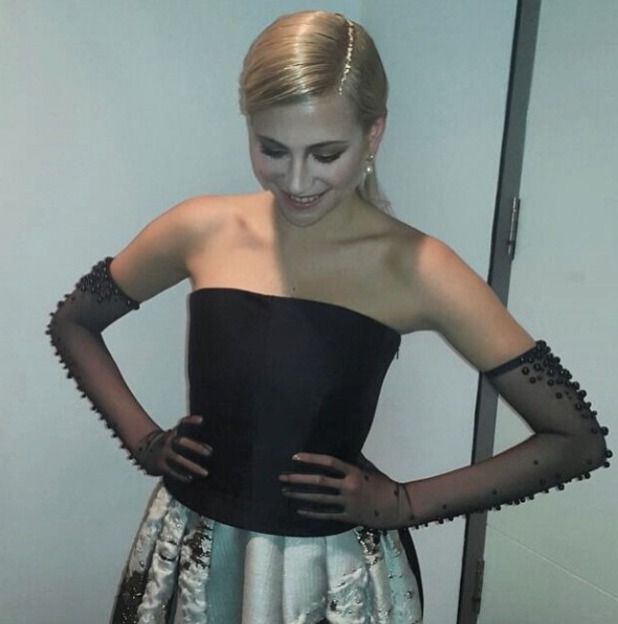 Pixie Lott wears gold leaf down her hair parting for National Television Awards, 21 January 2015