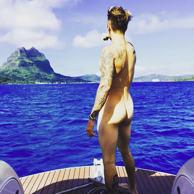 Justin Bieber Totally Exposed Posing Pics Naked Male Celebrities