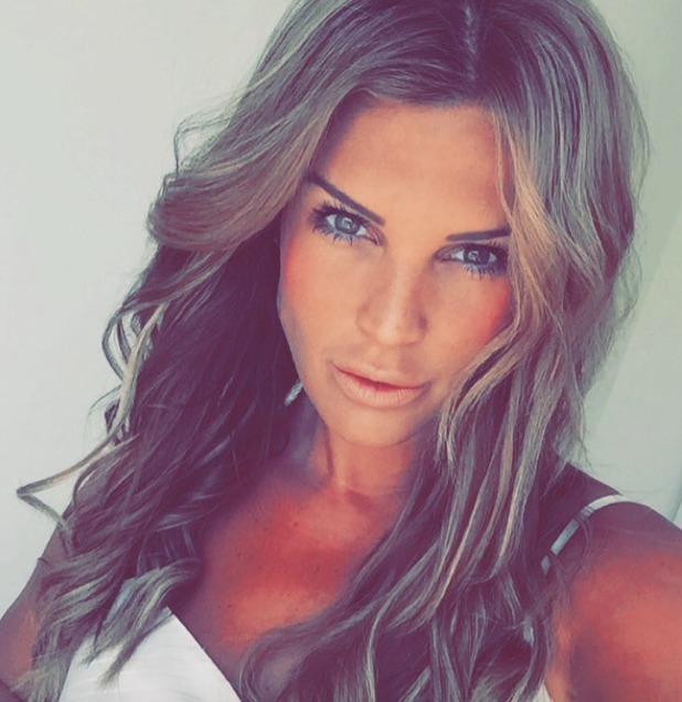 Danielle Lloyd Swaps Her Bronde Hair For A Sumptuous Shade Of Chocolate Beauty News Reveal 8060