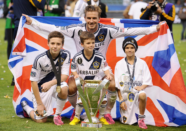 David Beckham celebrates LA Galaxy career with Victoria, kids: photos ...