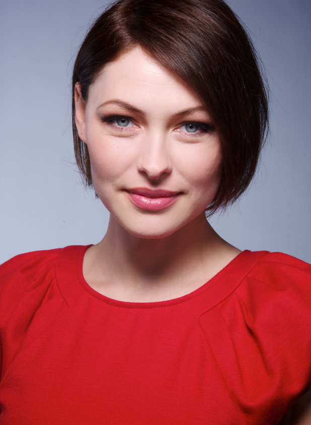 Emma Willis replaces Holly Willoughby and Reggie Yates on The Voice ...
