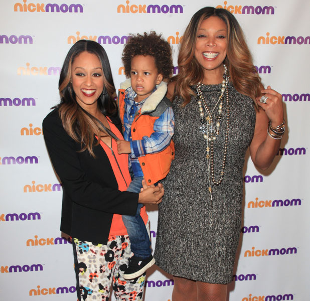 Tia Mowry walks the purple carpet with cute son Cree - pictures ...